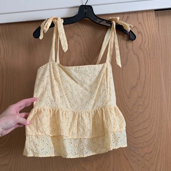 Yellow Peplum Tank Top - Picture 2 of 4